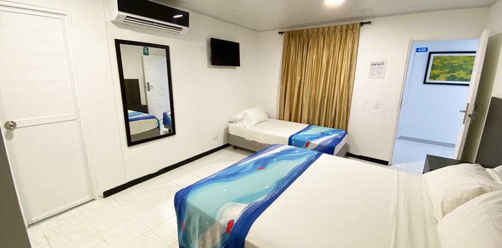 ON VACATION - SAN ANDRES- HOTEL TOWER EXPRESS - HABITACION -1