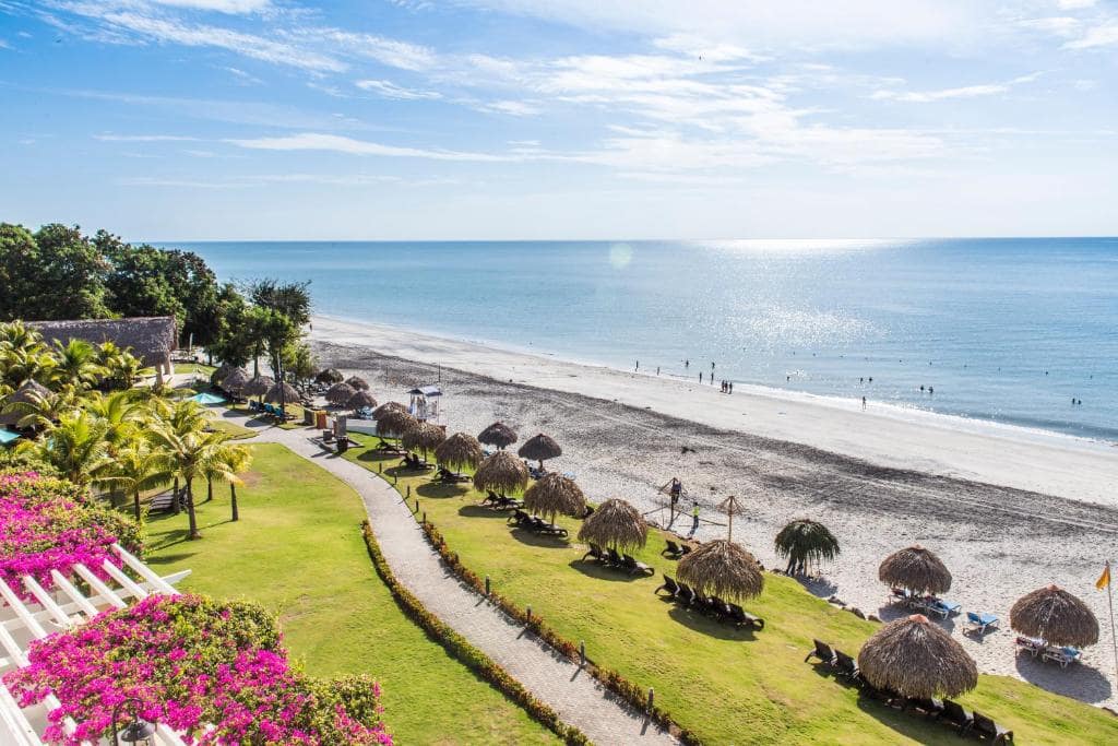 bijao playa 8-min